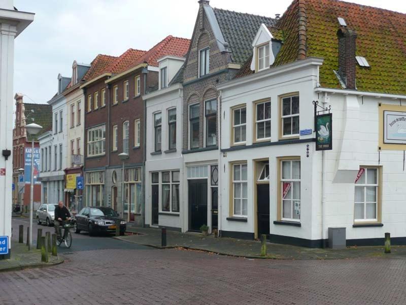 De Zilveren Karper IJsselmuiden Extérieur photo